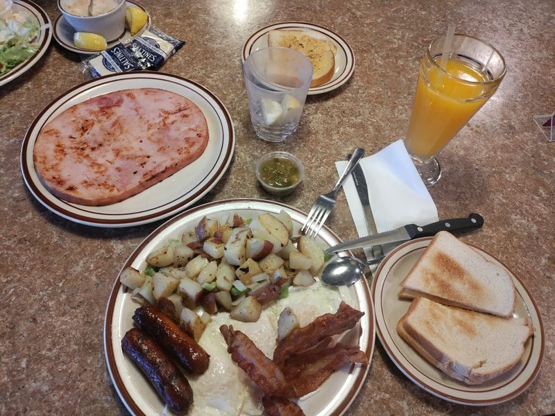 Portions That Feel Generous Without Trying Too Hard