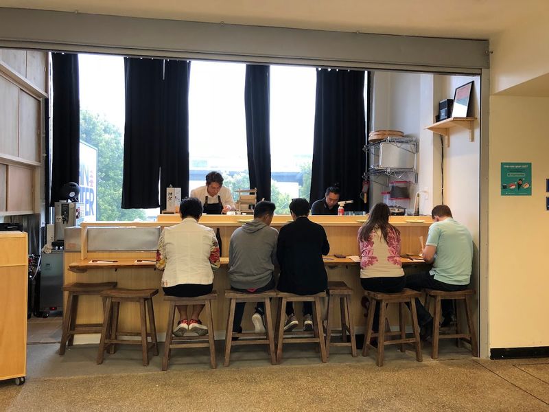 Oma San Francisco Station, San Francisco