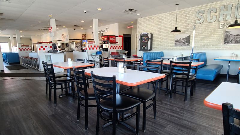 9 Family Diners In Indiana You Can Always Count On - Decor Hint Schoop's Hamburgers