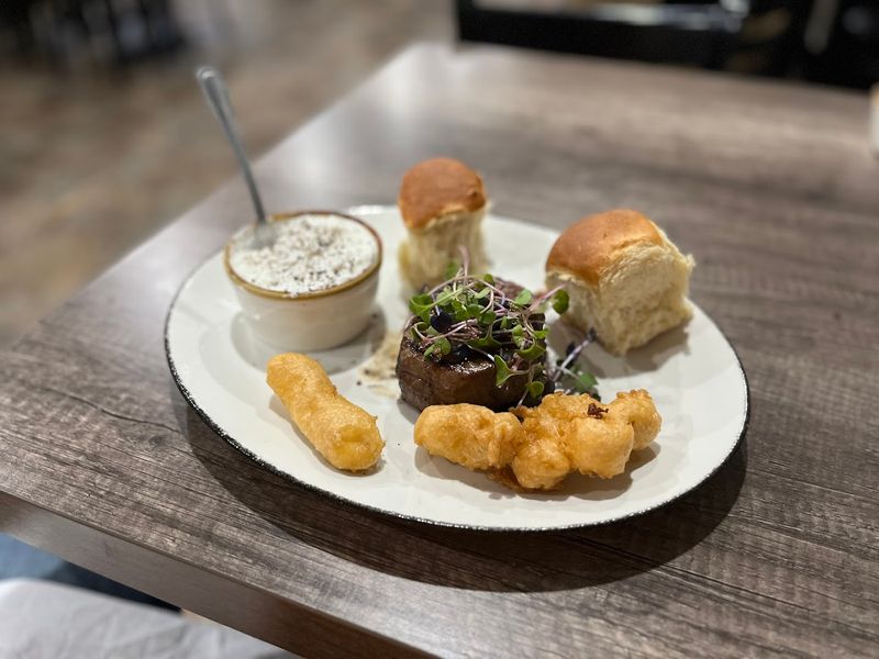 This Remote Ohio Steakhouse Is Miles From Anywhere But Serves Incredible Steaks - Decor Hint Appetizers And Unique Starters