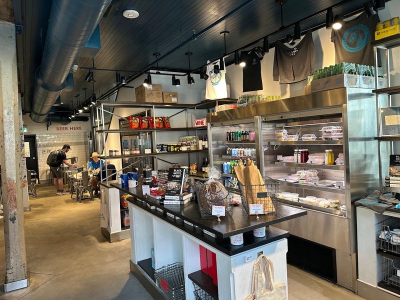 Savannah Georgia's Best Jewish Delis For Classic Deli Favorites - Decor Hint The Grey Market