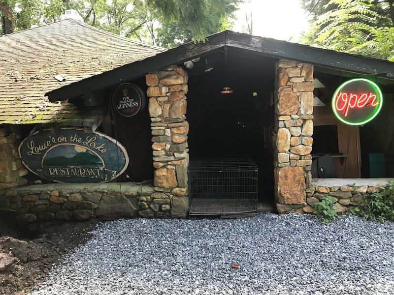 Dining at Louie's on the Lake