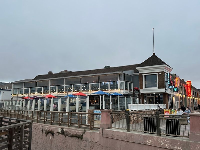 Wooly's, Pismo Beach