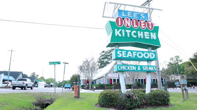 Lee's Inlet Kitchen
