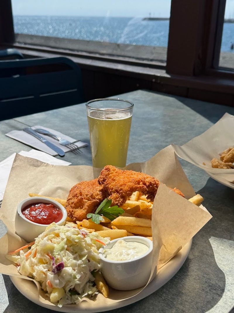 Moby Dick Restaurant, Santa Barbara