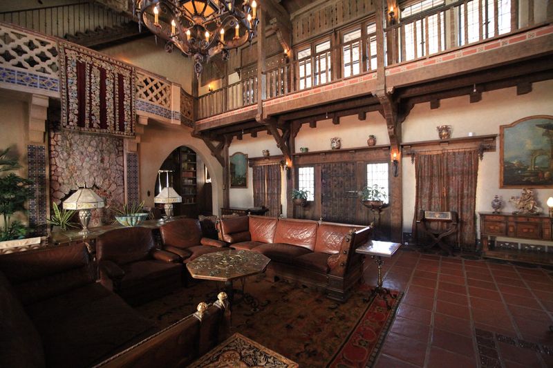 This Secret Castle In California Brings Gilded Age Glamour To Life - Decor Hint Architectural Details Worth Admiring
