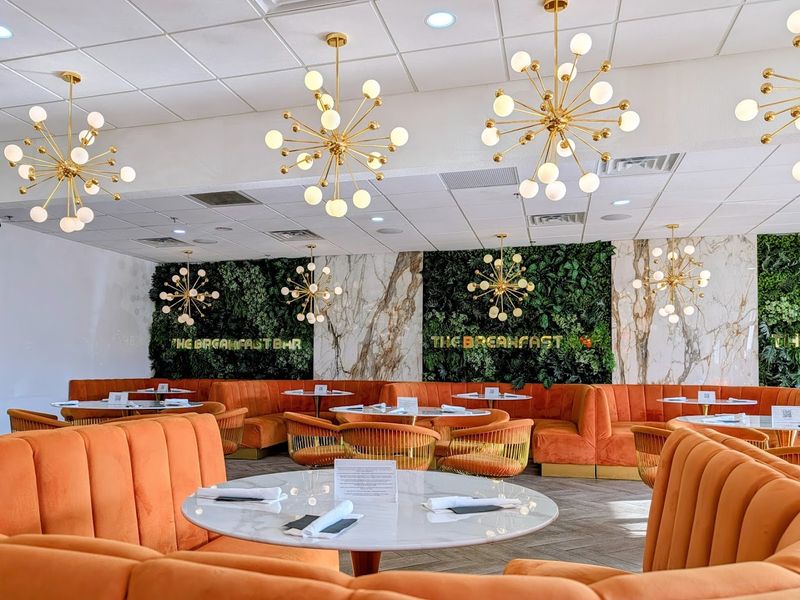 Upscale Atmosphere Without the Stiff Formality