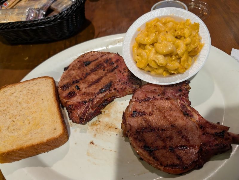 People Drive From All Over Georgia To Visit This Legendary BBQ Joint - Decor Hint Daily Lunch Specials That Offer Real Value