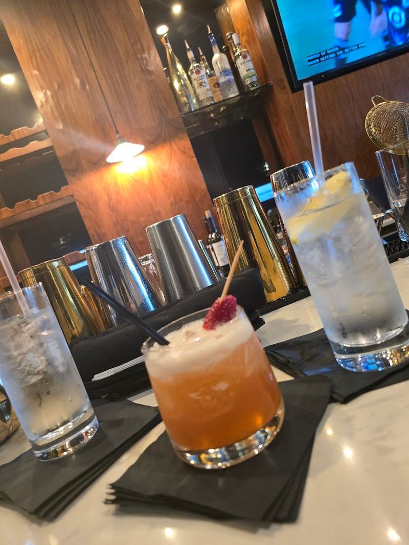 This Low-Key Georgia Restaurant Is Known For Wings That Keep People Coming Back - Decor Hint Seating Options for Every Group Size