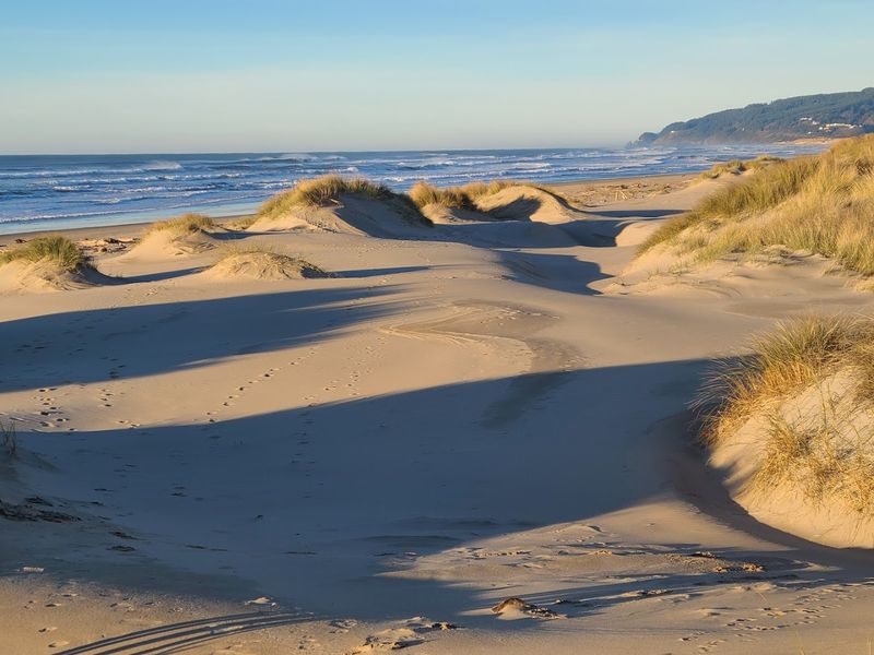 Why Oregonians Keep Coming Back To These Quiet Towns Every Time Life Gets Loud - Decor Hint Florence