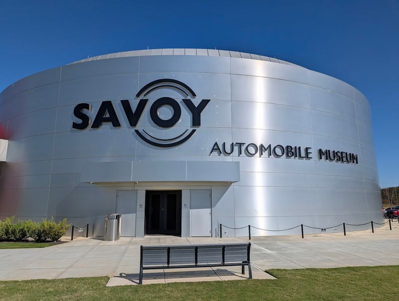 Architectural Elegance That Rivals an Art Gallery