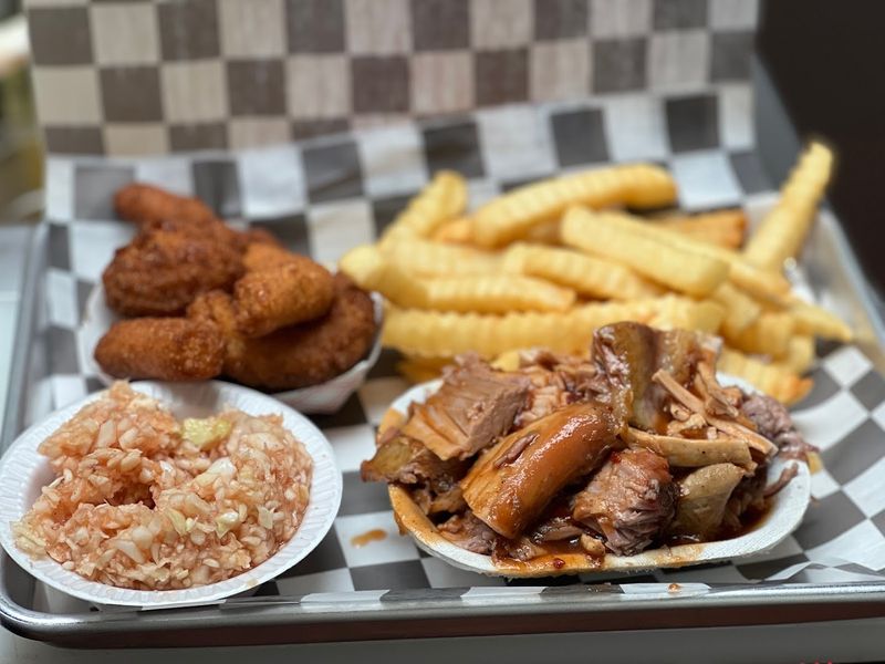 10 Lexington-Style BBQ Plates In North Carolina That Define The Tradition - Decor Hint Jimmy's Smoke House