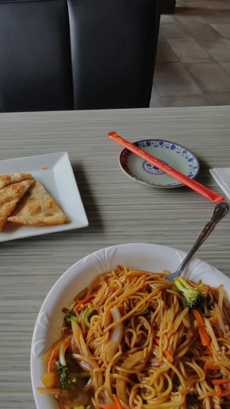 Knife-Sliced Noodle Option
