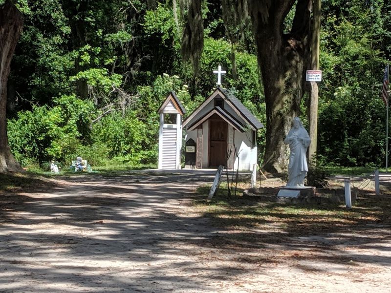 This Georgia Landmark Is Famous For Being The Smallest Church In America - Decor Hint Open Around the Clock, Every Single Day of the Year