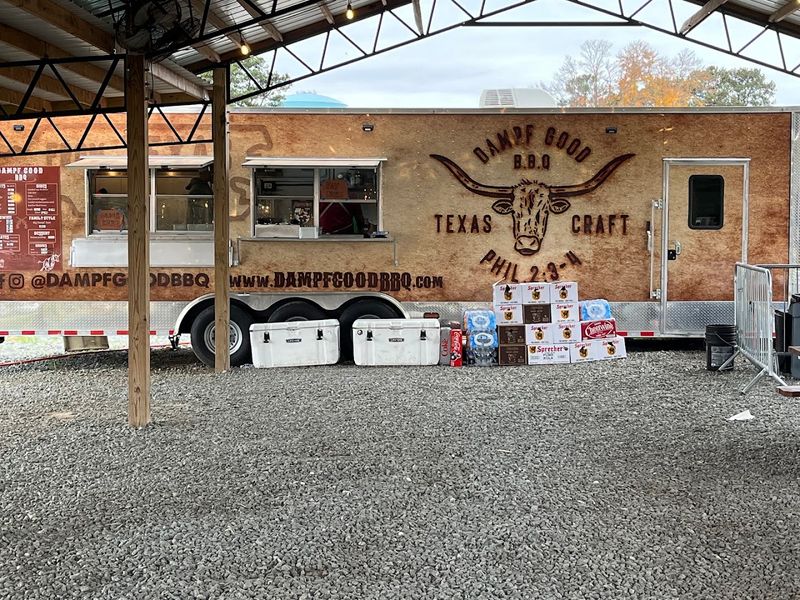 Forget The Famous Spots, These North Carolina BBQ Joints Are Where The Real Smoke Is - Decor Hint Dampf Good BBQ