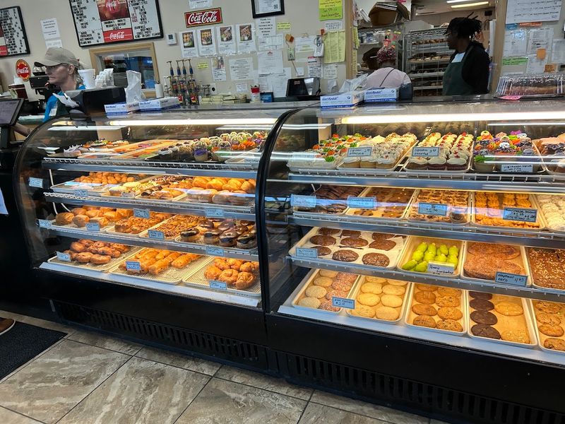 Baker's Pride Bakery