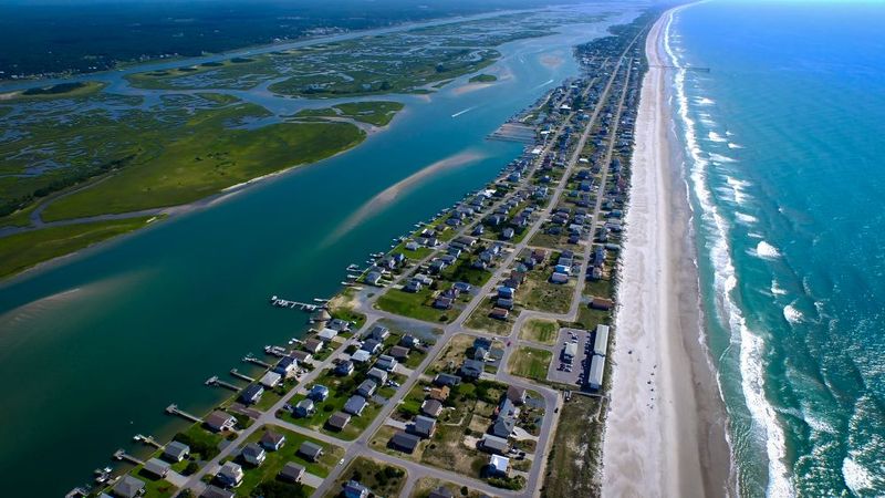 13 North Carolina Beach Towns Locals Say Are The Best On The Coast - Decor Hint Topsail Beach