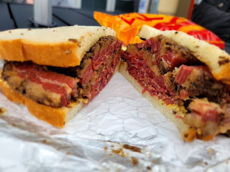 Charlotte’s Beloved Jewish Deli Is Back