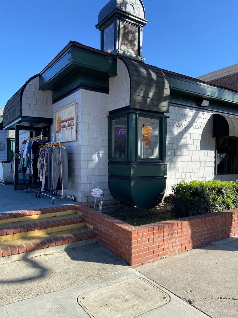 Convenient Location In The Heart Of Old Town Tustin