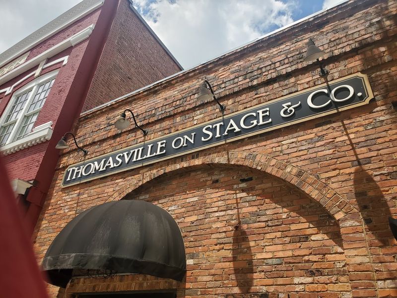 Downtown Shopping and Dining