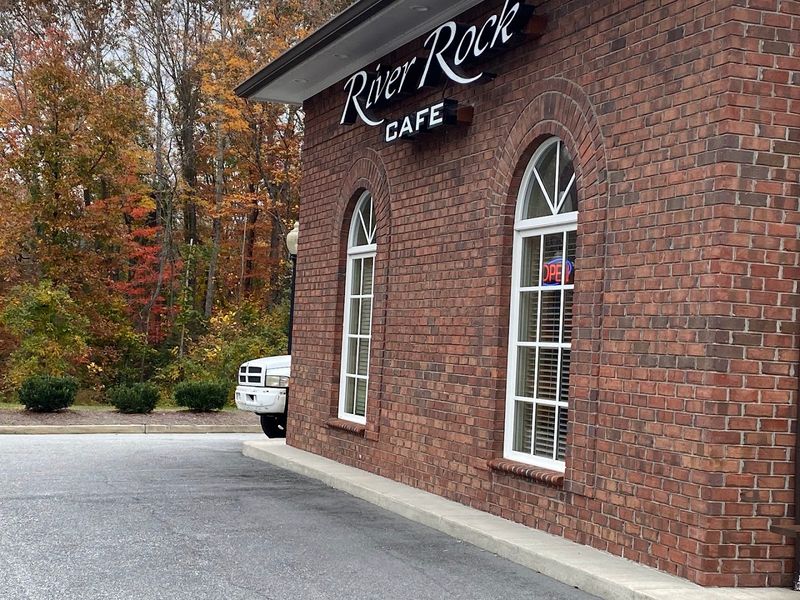 River Rock Cafe, Hanging Rock State Park