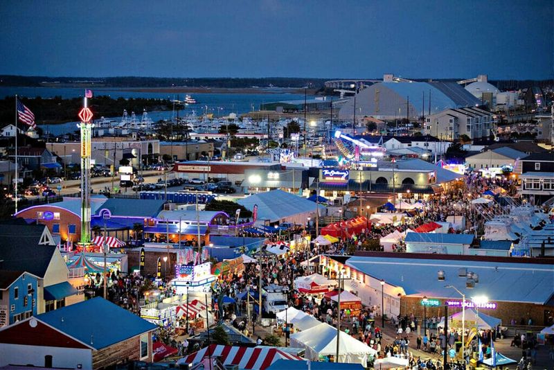 10 North Carolina Food Festivals That Bring Communities Together - Decor Hint North Carolina Seafood Festival, Morehead City