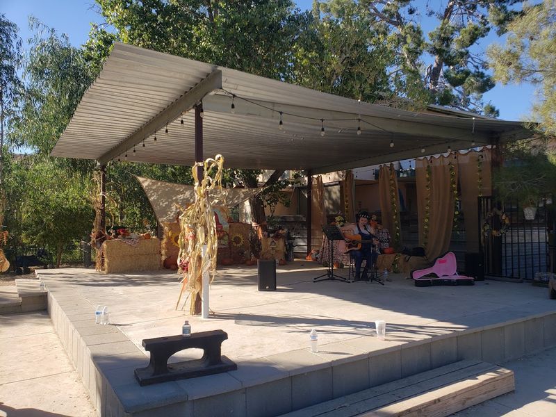 This Spring Camp Makes This California Farm The Ultimate Seasonal Destination In 2026 - Decor Hint Spring Celebration Activities