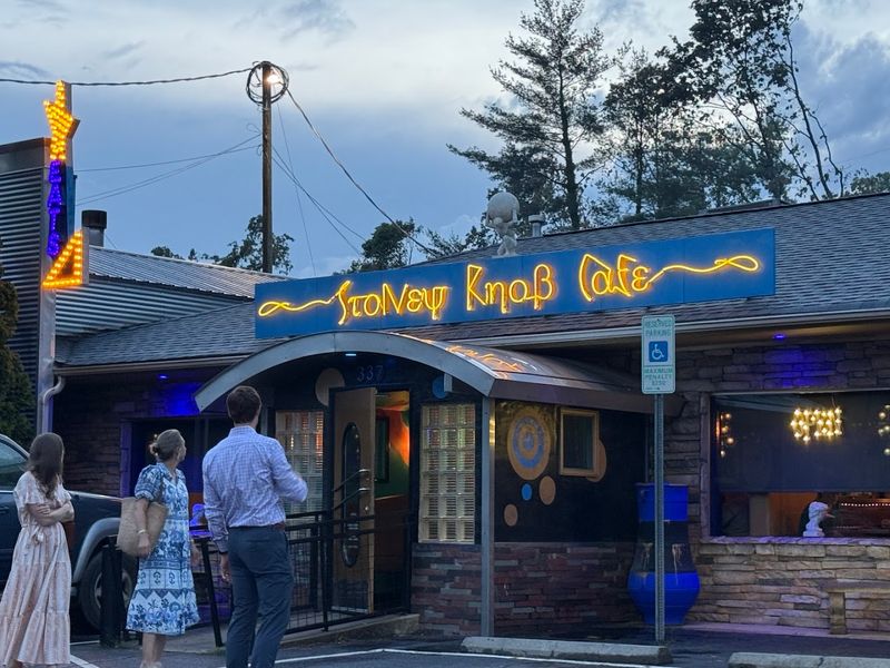 Stoney Knob Cafe, Weaverville