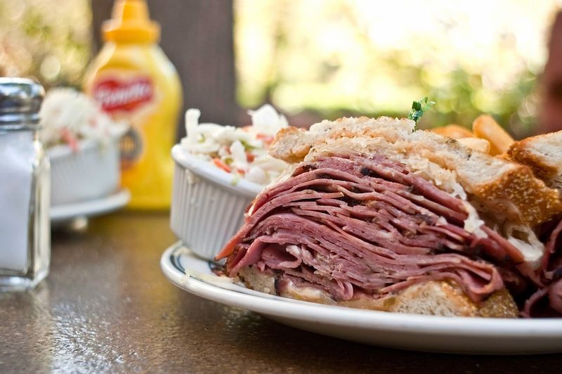 People Travel From Across California For The Mouth-Watering Comfort Food At These 12 No-Frills Diners - Decor Hint Brent's Deli