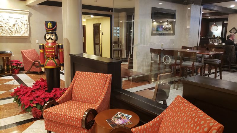 This North Carolina Italian Favorite Is So Popular, Even Reservations Feel Like A Win - Decor Hint A Reservation Here Feels Like A Win