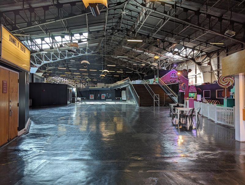 You Can Step Inside One Of California's Most Cinematic Escape Rooms Set Inside A Historic Palace - Decor Hint The Venue Offers A Dedicated Space For Team Building And Private Events