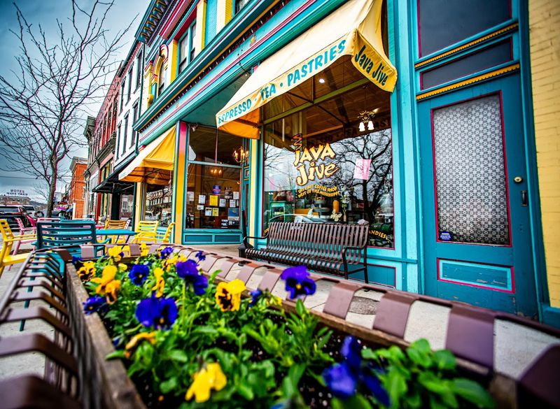 These 10 Mississippi River Cafés Are Worth Pulling Over For - Decor Hint Java Jive