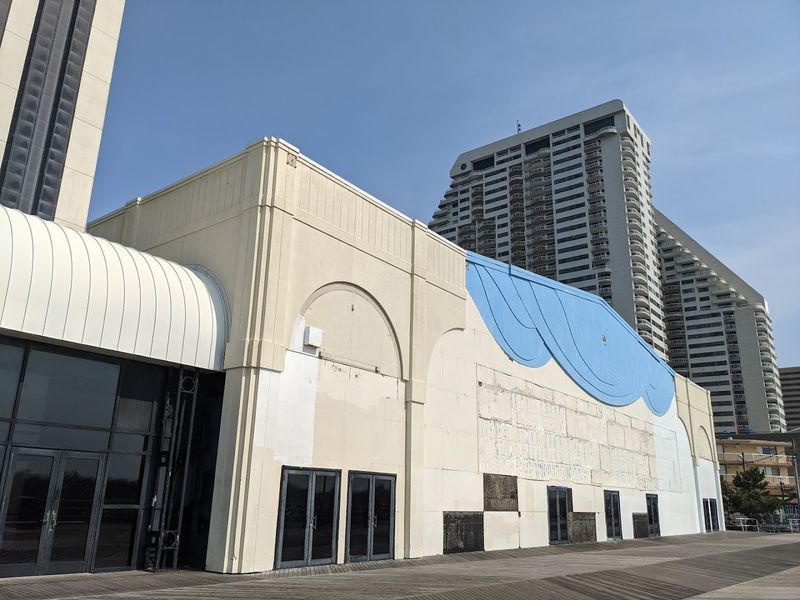 The Deserted Casino On The New Jersey Coast That Draws Crowds At Sunset - Decor Hint What The Crowds Are Actually Coming For