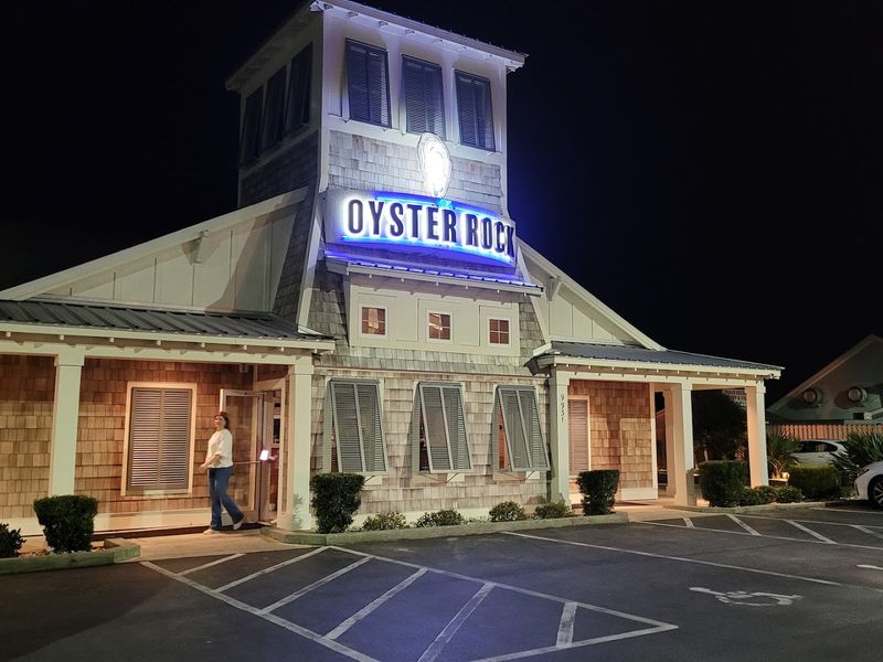 The Oyster Rock, Calabash