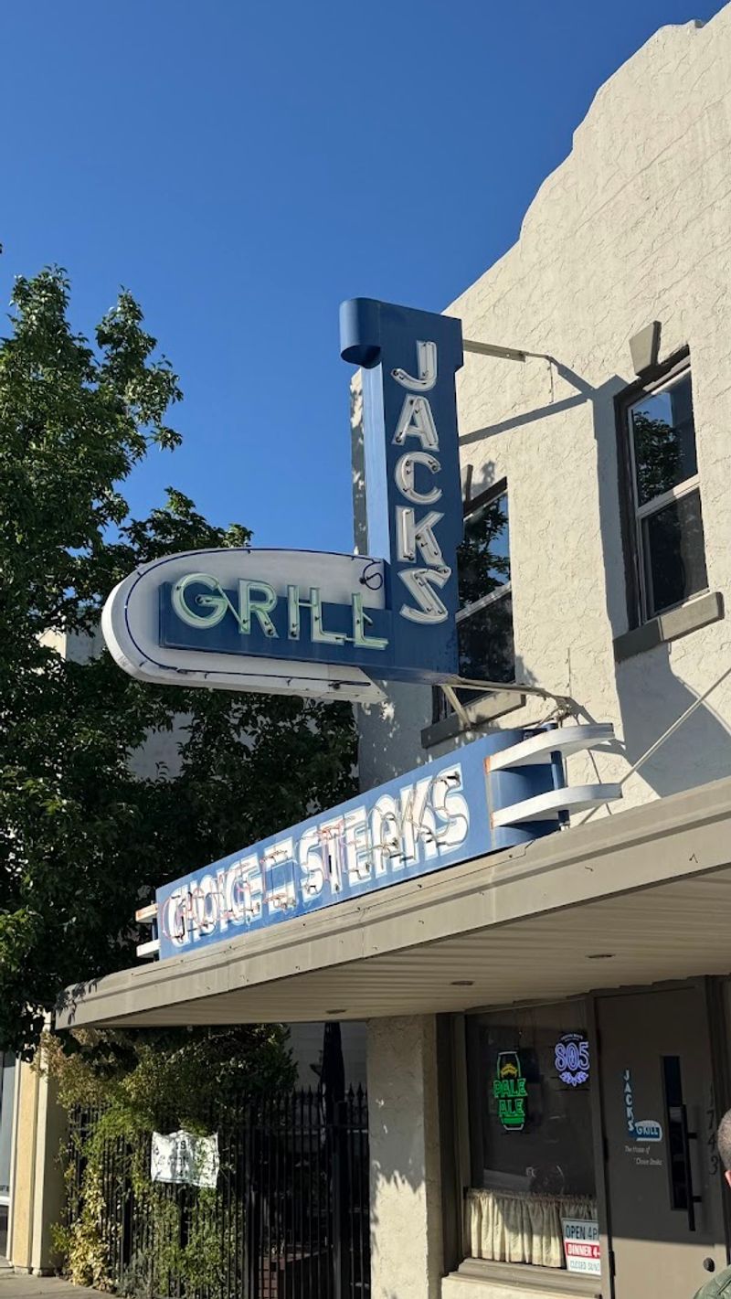 Jack's Grill, Redding