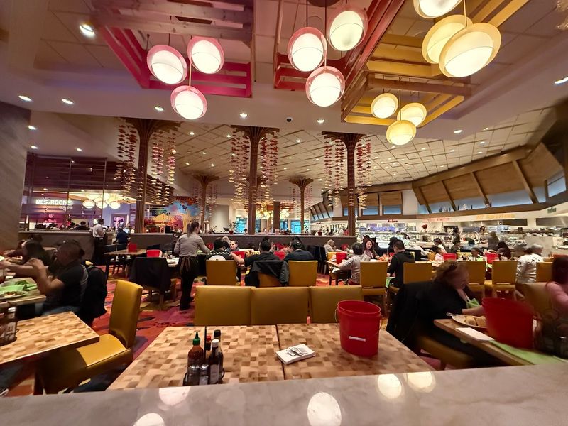 Service Style Is Attentive And Table-Focused