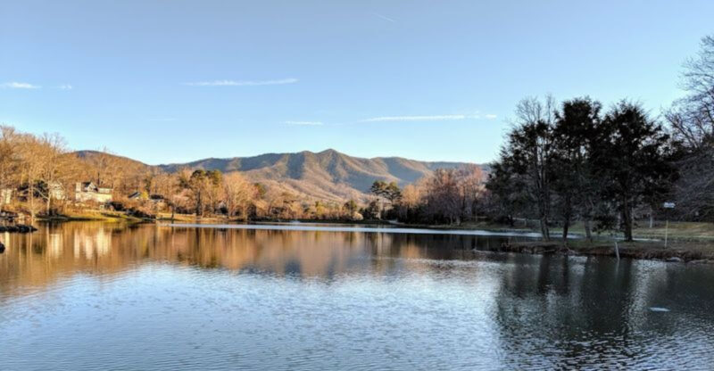 The Charming Town In North Carolina That Is Straight Out Of A Hallmark Movie