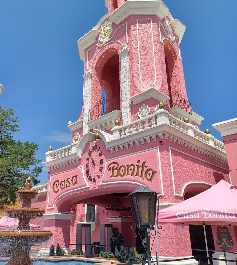 Casa Bonita, Lakewood