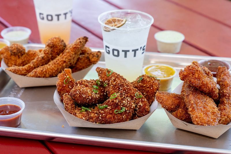 Beloved Northern California Roadside Burger Stand Opened Its First L.A. Location At The Grove - Decor Hint Plans For A Second Southern California Location In Santa Monica