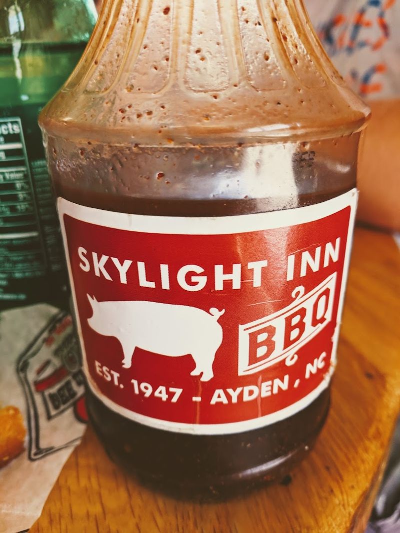 This North Carolina BBQ Sandwich Is Worth The Drive Every Time - Decor Hint The Vinegar Sauce And Why It Works