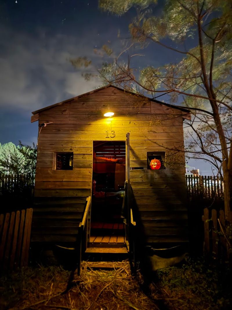 Why This North Carolina Haunted Trail Is A Must-Try For Thrill Seekers - Decor Hint How The Trail Builds Fear Step By Step