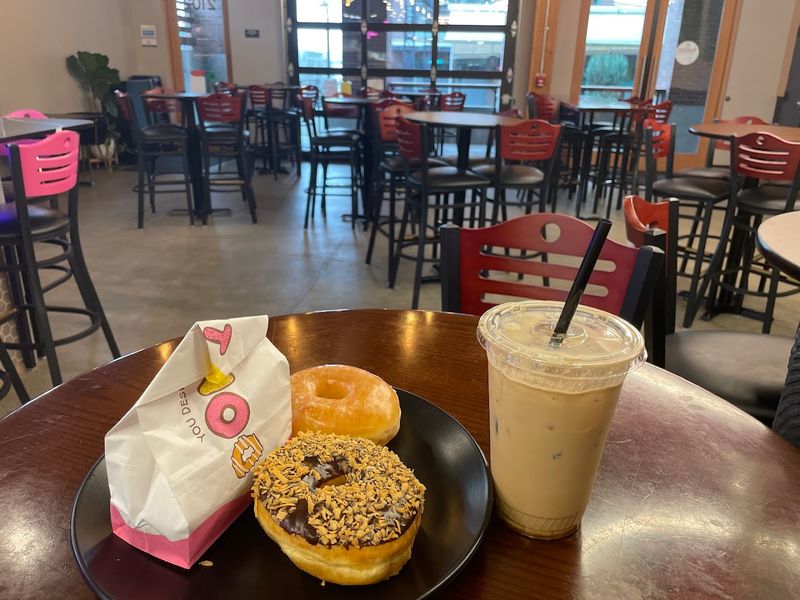 Fusion Donut Cafe & Lounge