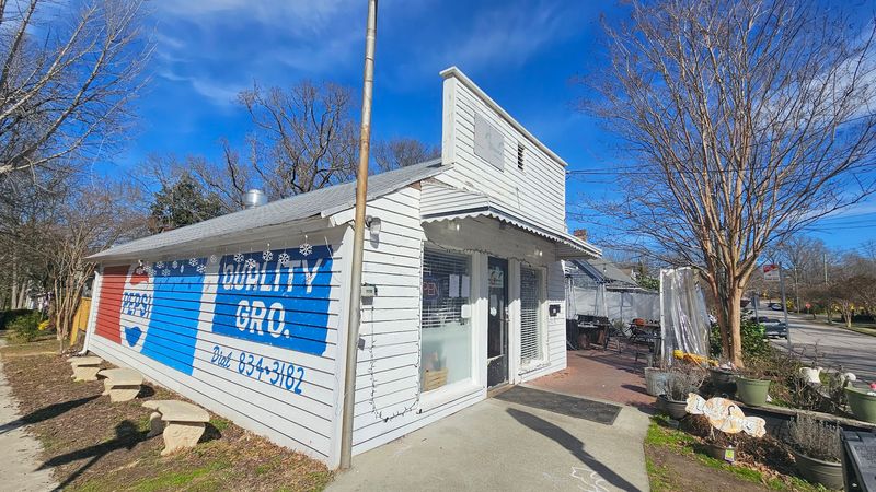 This Underrated Spot In Raleigh, North Carolina Is Worth Finding - Decor Hint A Small Space With A Skilled Kitchen