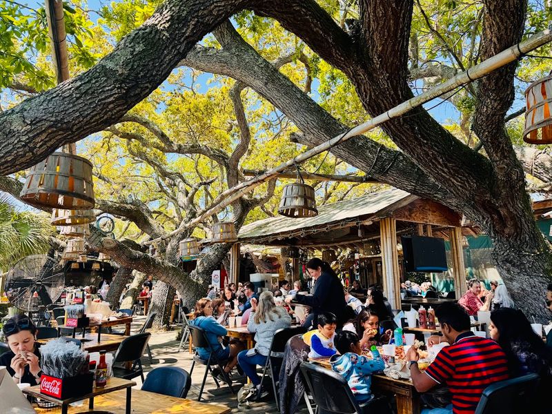 This No-Frills Restaurant In Georgia Has Famous Seafood Known Throughout The State - Decor Hint Pet-Friendly Outdoor Seating That Welcomes the Whole Family