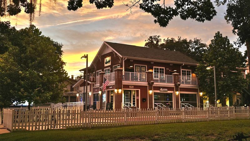 Swamp Guinea's Fish Lodge & Country Store – Gainesville