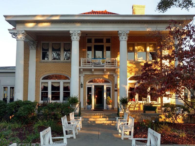 The Blue Willow Inn – Social Circle