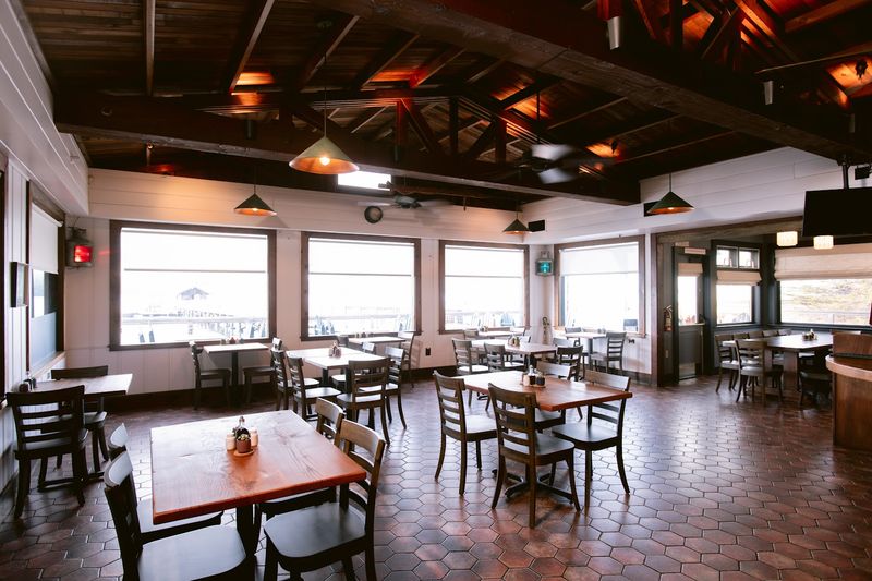 Nick's Cove, Marshall