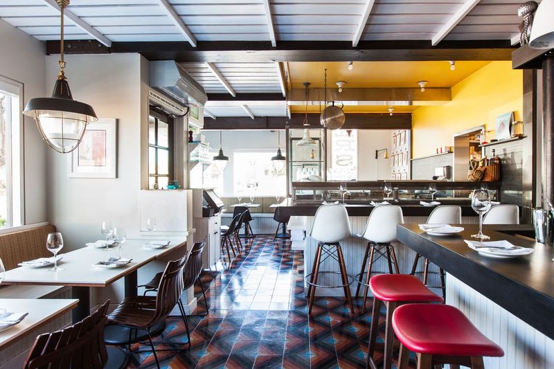 The Peruvian Scallops At This No-Frills California Restaurant Have Everyone Talking - Decor Hint The Interior Atmosphere And What To Expect