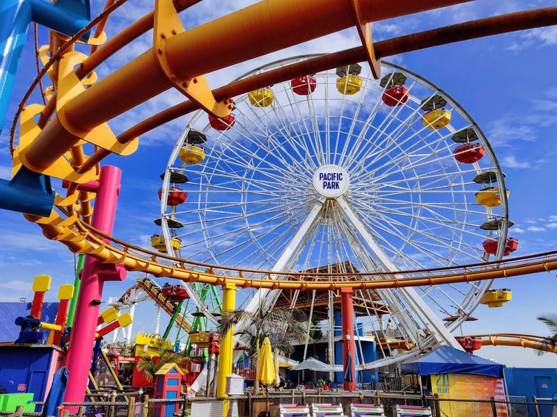 The World's First Solar-Powered Ferris Wheel