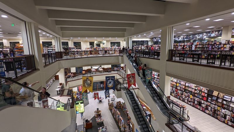 Community Ties That Go Beyond Just Food